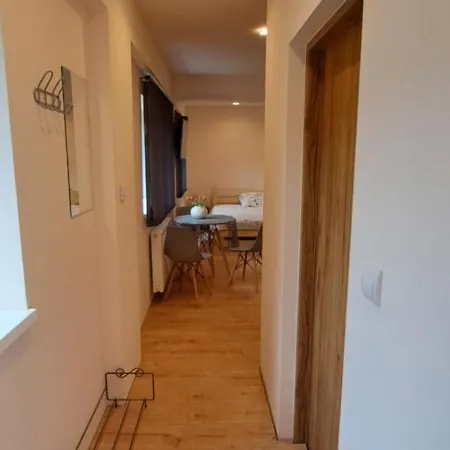 Alcatraz Parter 40m דירה