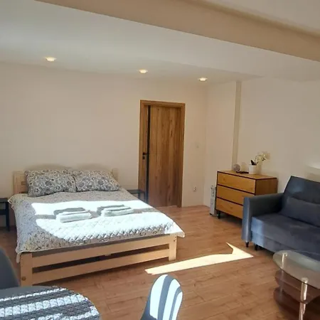 Alcatraz Parter 40m קאמיינה גורה